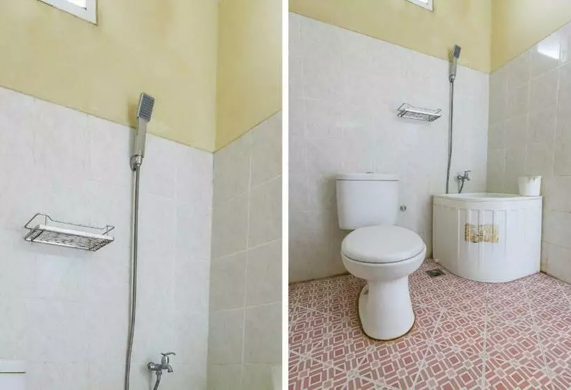 Hotelli Reddoorz At Pelangi Guest House