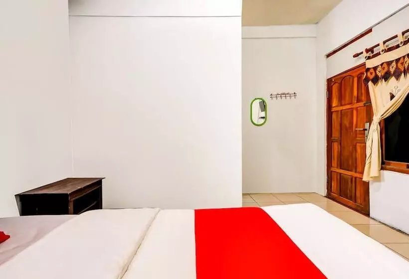 ホテル Oyo 90051 Guest House Parangtritis