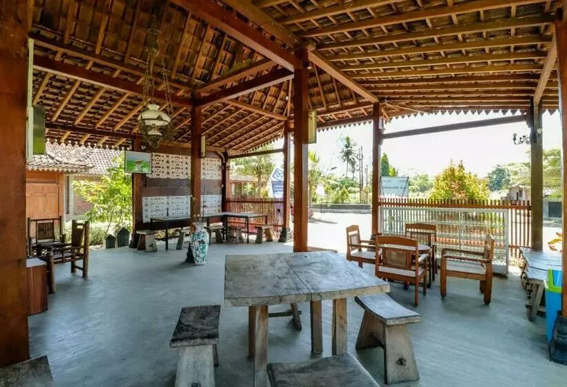 Otel Balkondes Duta Menoreh