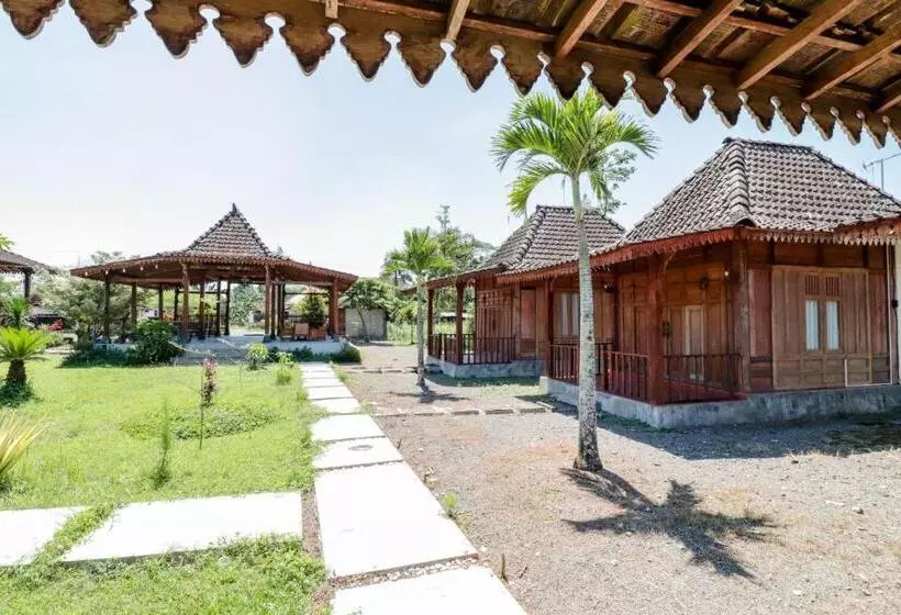 Otel Balkondes Duta Menoreh