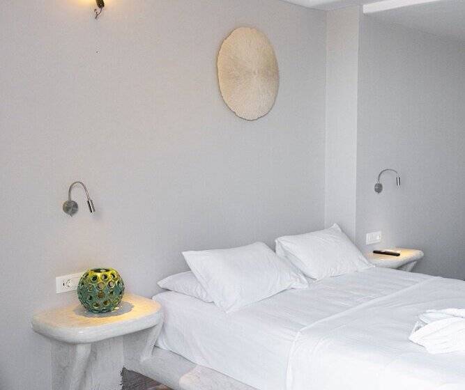 ホテル Demilmar Luxury Suites