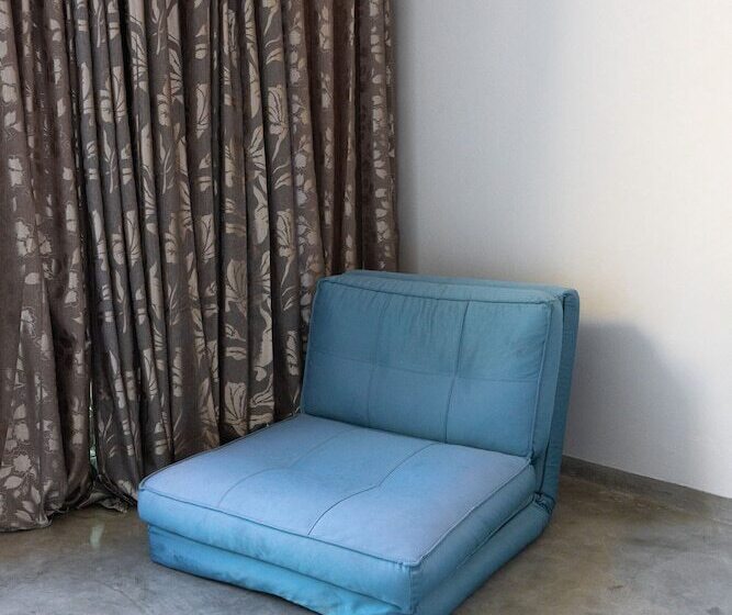 ホテル Demilmar Luxury Suites