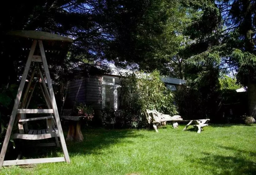 تختخواب و صبحانه Achter Het Witte Huis