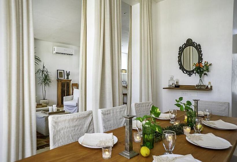 Hotel Calalily Aldea Zama By Homing Bird