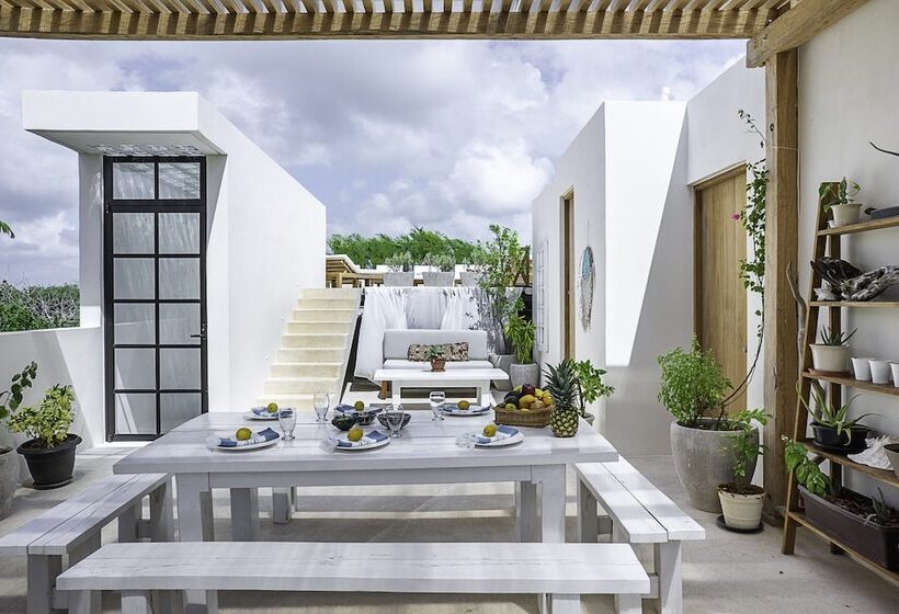 Hotel Calalily Aldea Zama By Homing Bird