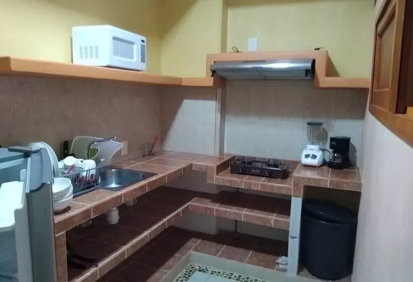 هتل Marbella Playa Larga