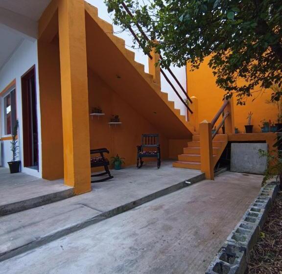 Отель Posada Antonia Bacalar