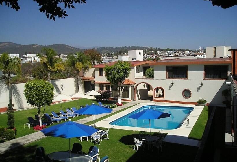 Отель Quinta San Carlos