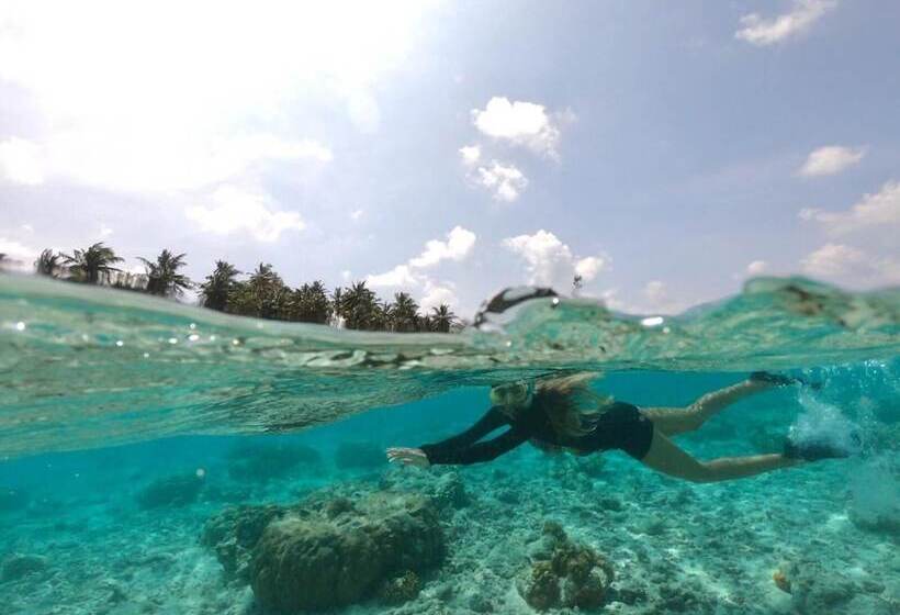 هتل Thundi Sea View