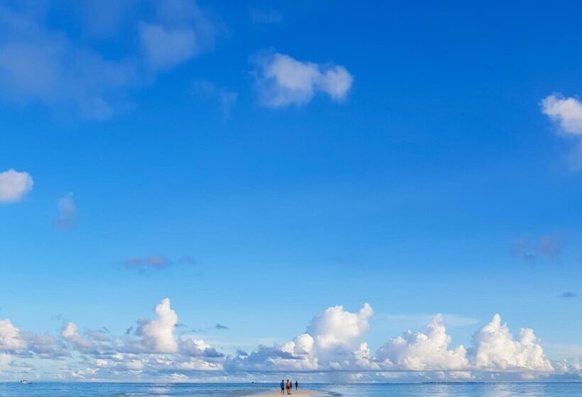 هتل Thundi Sea View