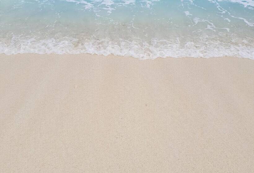 هتل Thundi Sea View