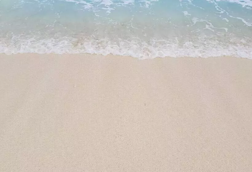 هتل Thundi Sea View