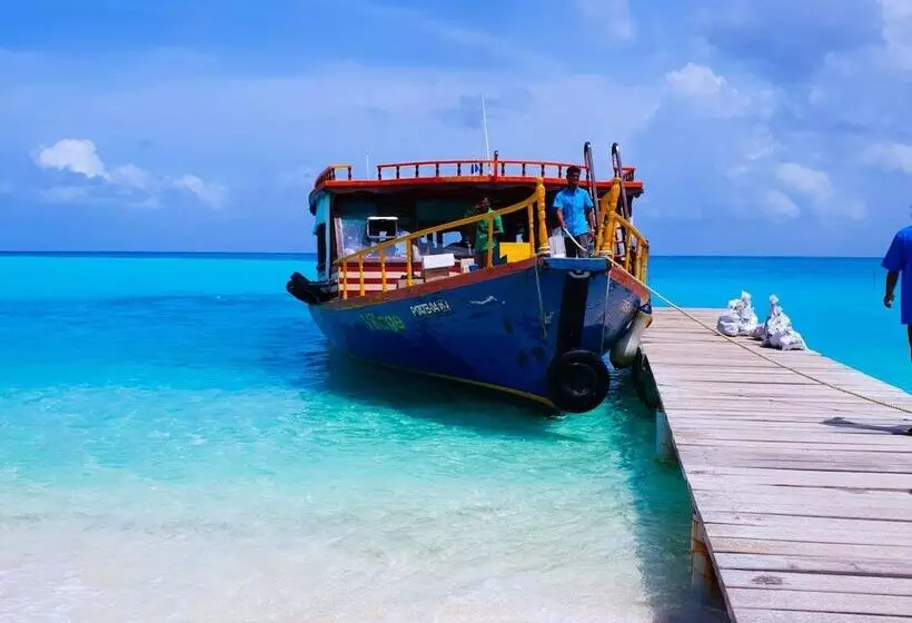 هتل Thundi Sea View