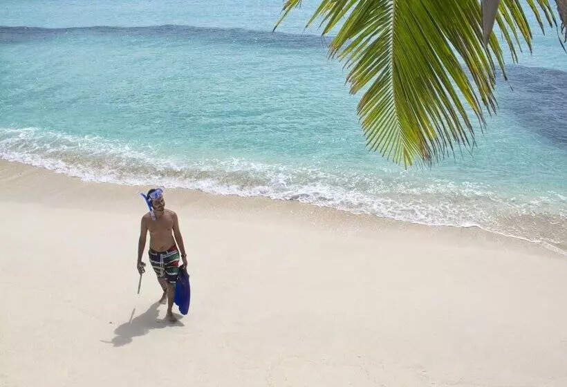 هتل Thundi Sea View