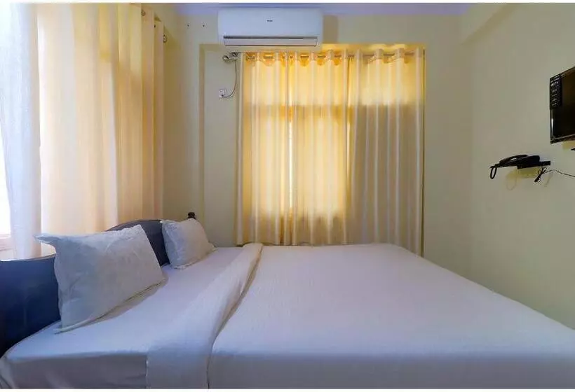 Hôtel Fabexpress Buddha Residency