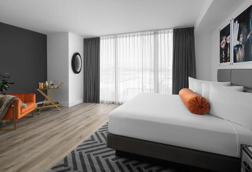 The English Hotel, Las Vegas, A Tribute Portfolio