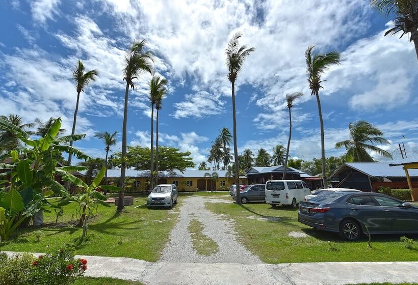 בית מלון כפרי Collection O 90622 Sehijau @ Cenang