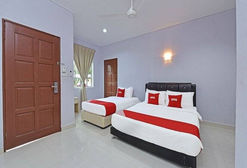 בית מלון כפרי Collection O 90622 Sehijau @ Cenang