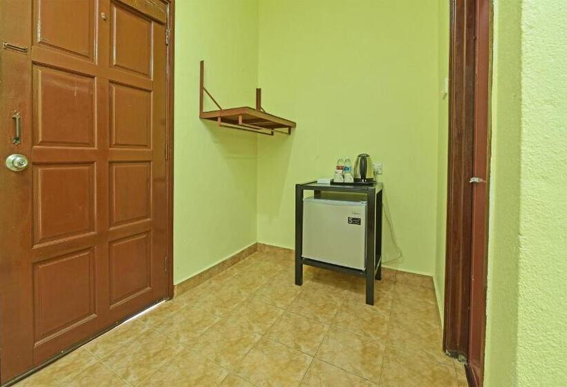 בית מלון כפרי Collection O 90622 Sehijau @ Cenang