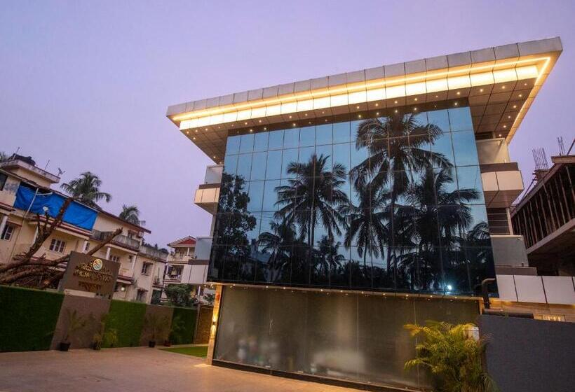 בית מלון כפרי Divan Clarks Inn, Goa