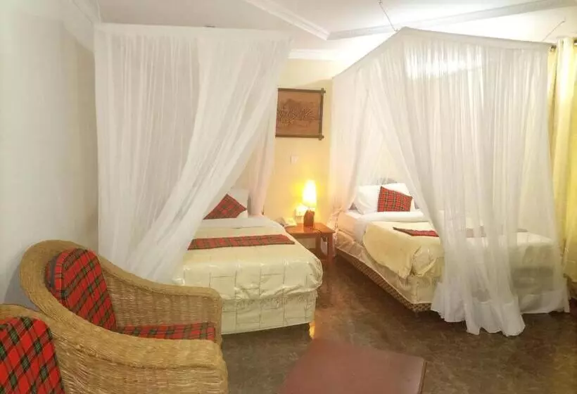 هاستل Karibu Heritage House