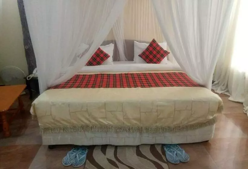 هاستل Karibu Heritage House