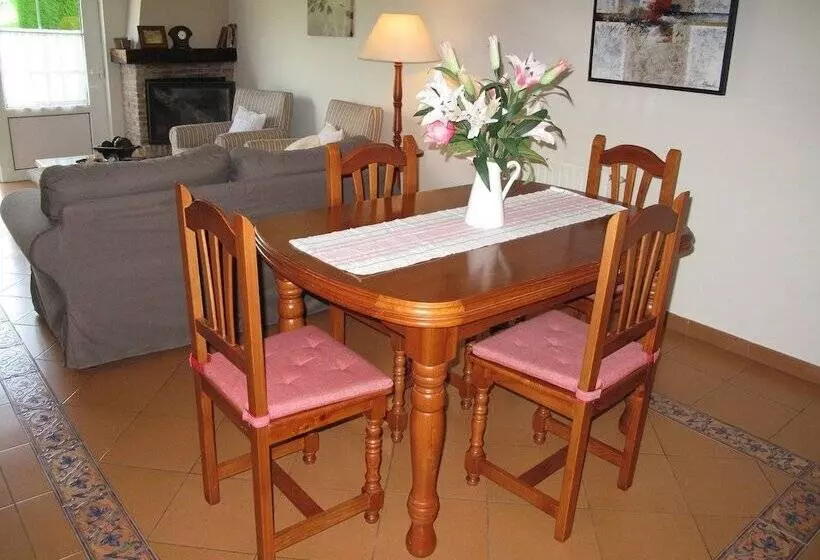 Apartamentos Rurales El Otero