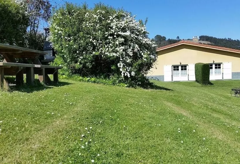 Apartamentos Rurales El Otero