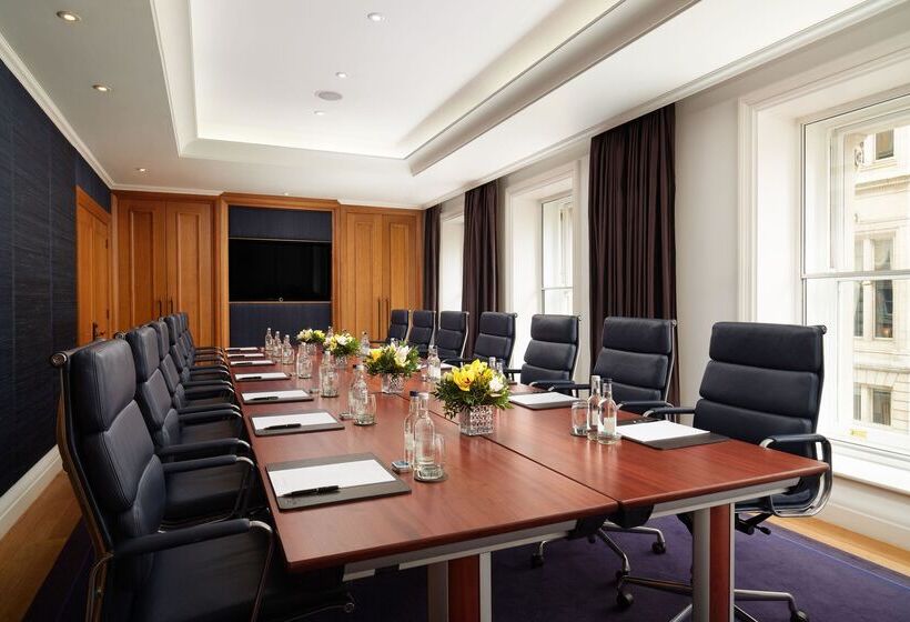 فندق Corinthia  London