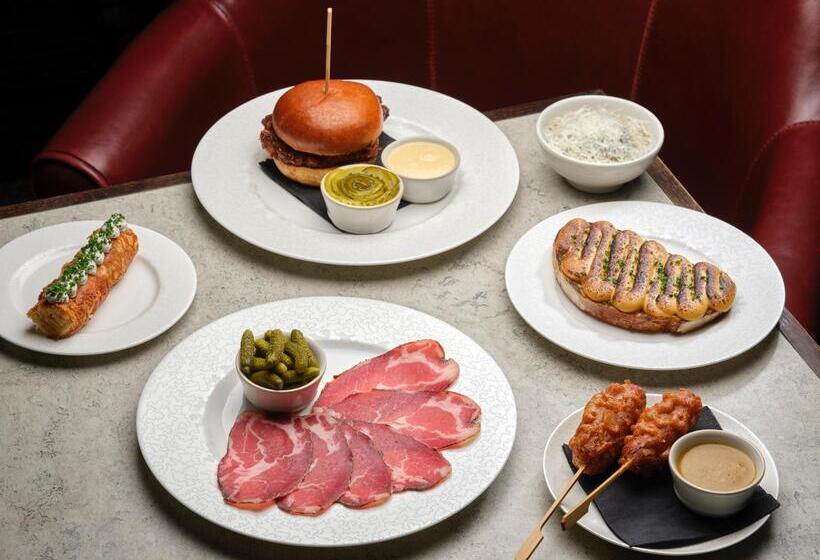 فندق Corinthia  London