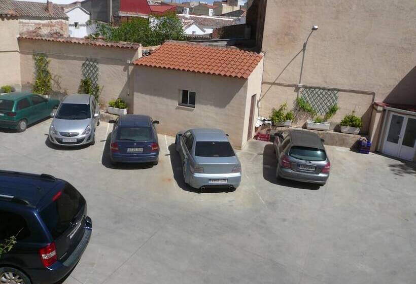 فندق ريفى Hostal Posada Entrevinas