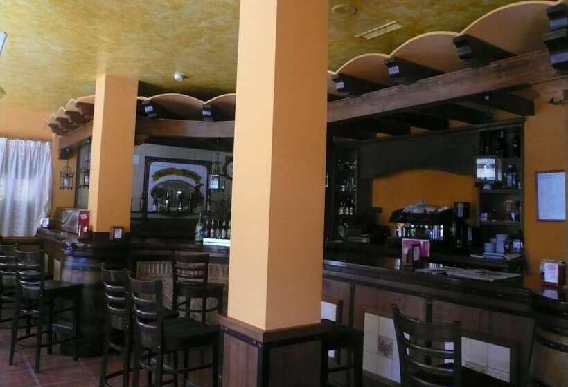 فندق ريفى Hostal Posada Entrevinas