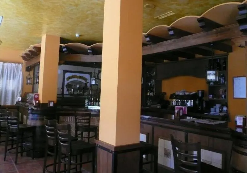 田舎風ホテル Hostal Posada Entrevinas