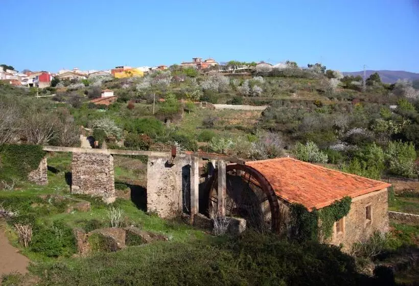 乡村酒店  La Posada Del Casar