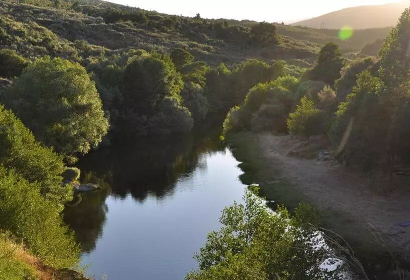 乡村酒店  La Posada Del Casar