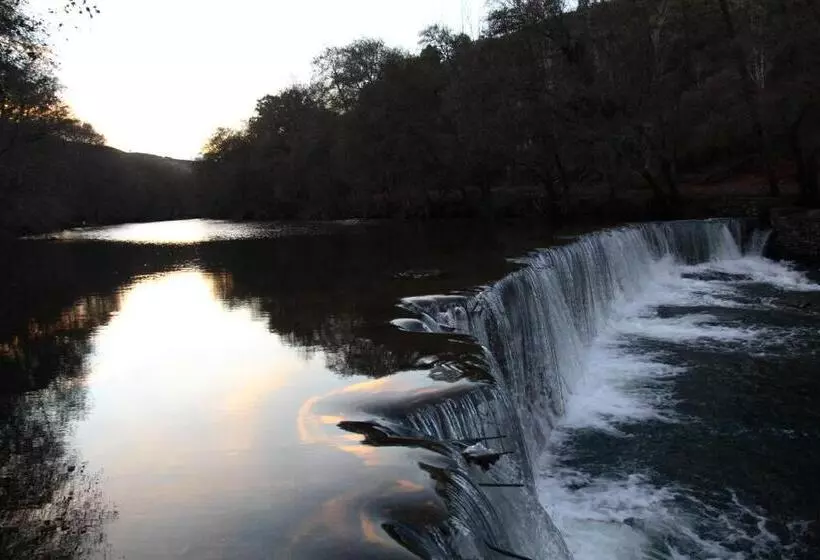 乡村酒店  La Posada Del Casar