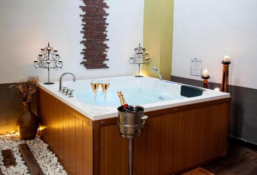 교외 호텔 La Posada Del Casar