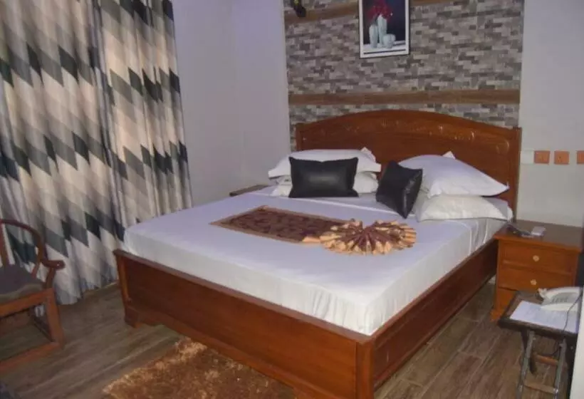 Aamiaismajoitus (B&B) Zimbo Golden Vip Lodge