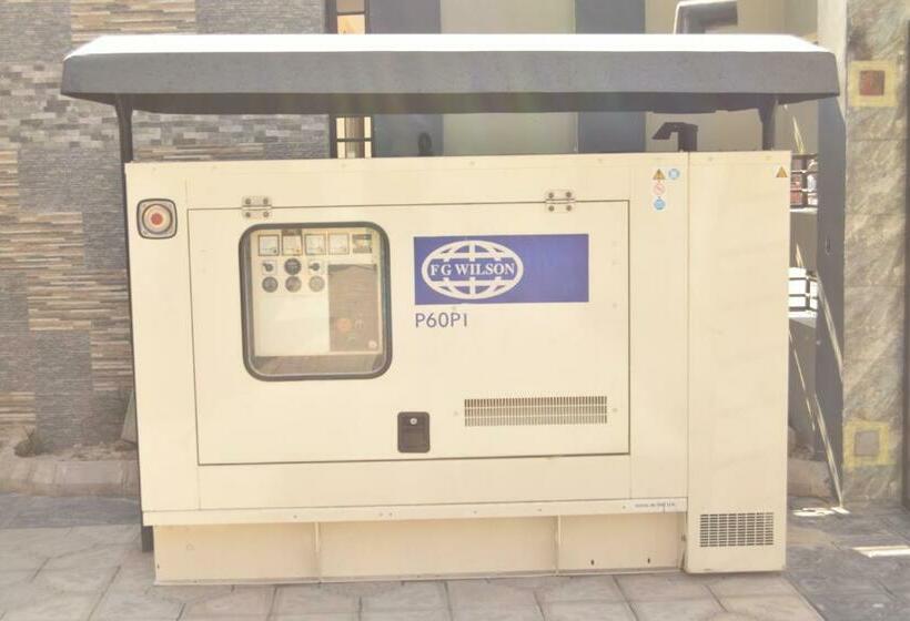 تختخواب و صبحانه Zimbo Golden Vip Lodge