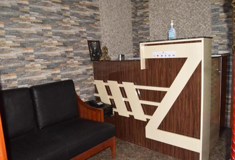 تختخواب و صبحانه Zimbo Golden Vip Lodge