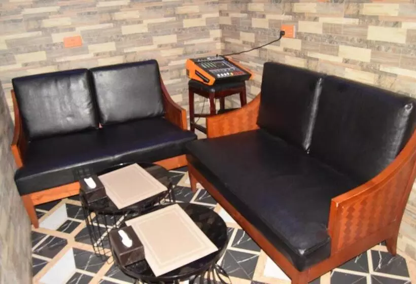 Aamiaismajoitus (B&B) Zimbo Golden Vip Lodge