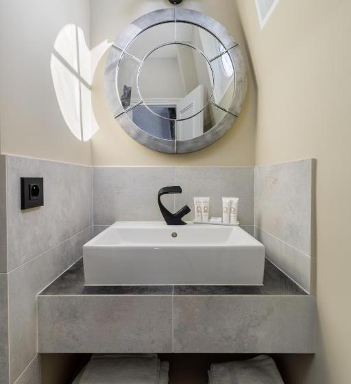 פנסיון L Hôtel Particulier   Paris Asnières