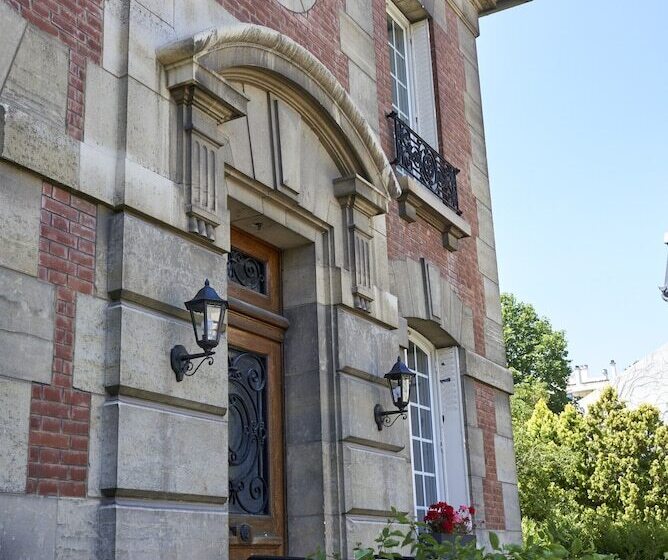 פנסיון L Hôtel Particulier   Paris Asnières