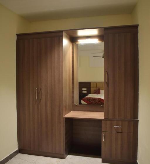 Hotelli Kifa Residency