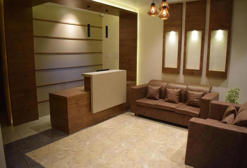 Hotel Kifa Residency