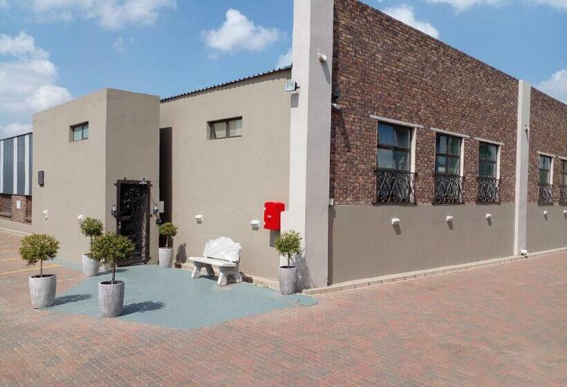 Pension (Hôtel basse catégorie) X Inn