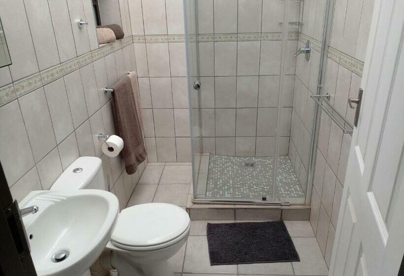 Pension (Hôtel basse catégorie) X Inn