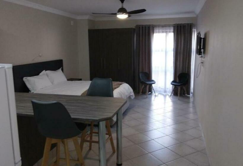 Pension (Hôtel basse catégorie) X Inn