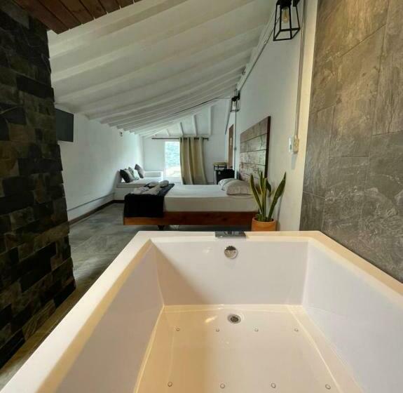 Hotel All Natural Glamping