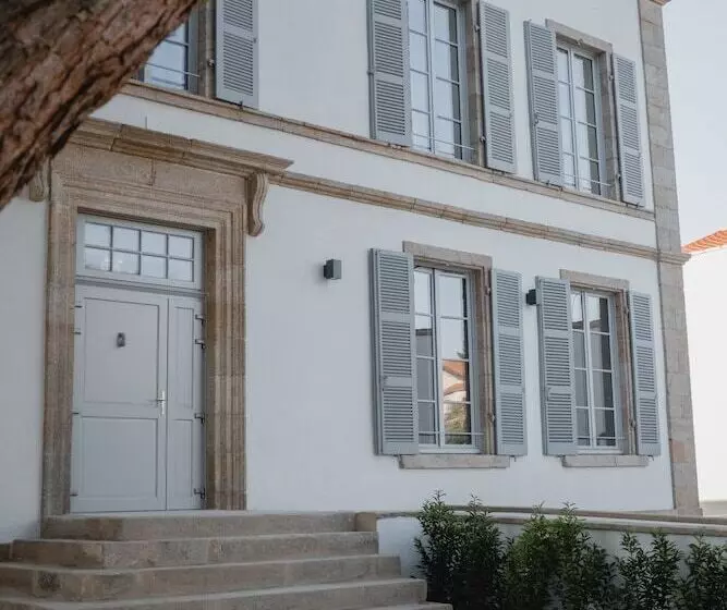 ホテル Hôtel Restaurant Villa Métis